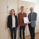 Urkundenuebergabe